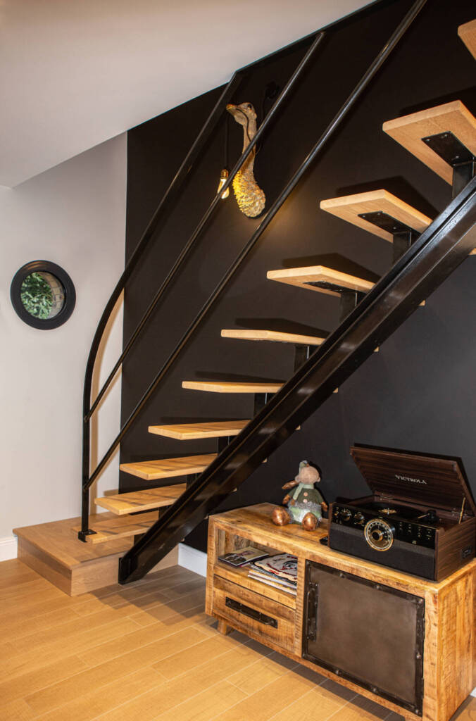Un escalier esprit industriel sur mesure, by Sabrina Alvarez Design, Architecte d'intérieur et Décoratrice à Paris, Madrid, Porto, Rome